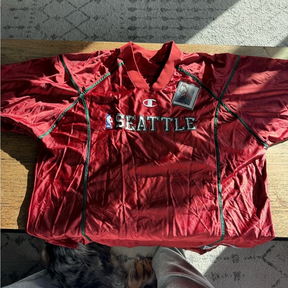 Sonic’s Champion Seattle Jersey Autographed - Picture 1 of 7